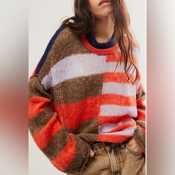 20-Free People Caravelli Splice Pullover -Oversized - Picture 2 of 6